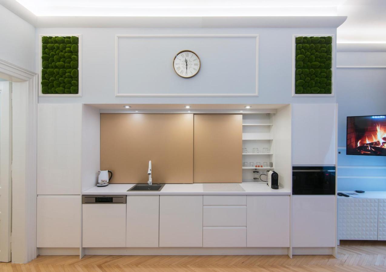 Vogue Apartment Near By Wenceslas Square Praha Bagian luar foto