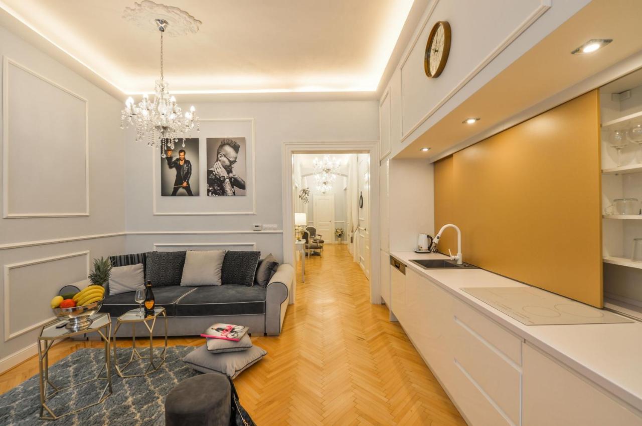 Vogue Apartment Near By Wenceslas Square Praha Bagian luar foto